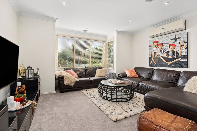 Photo - 65 Waurn Ponds Drive, Waurn Ponds VIC 3216 - Image 10