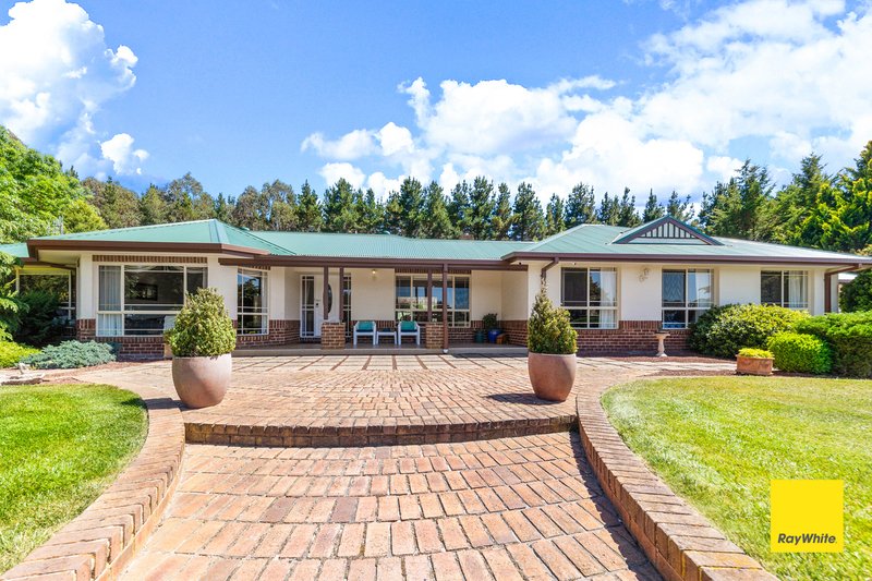 Photo - 65 Weeroona Drive, Wamboin NSW 2620 - Image 2