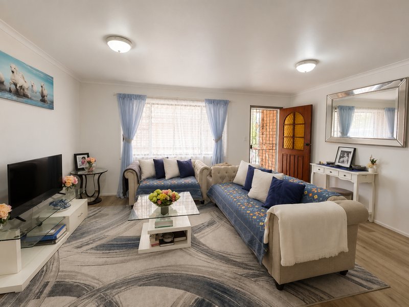 Photo - 65 Wheeler Street, Upper Mount Gravatt QLD 4122 - Image 3
