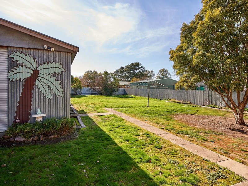 Photo - 65 Williams Street, North Wagga Wagga NSW 2650 - Image 9