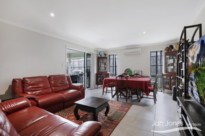 Photo - 65 Willowleaf Cct , Upper Caboolture QLD 4510 - Image 4