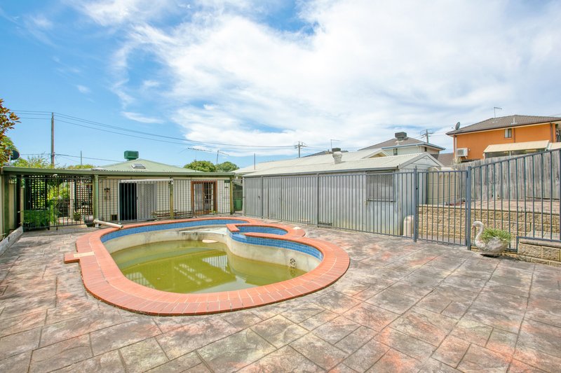 Photo - 65 Yarra Avenue, Reservoir VIC 3073 - Image 13