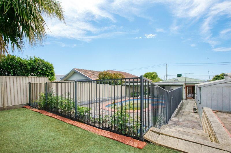 Photo - 65 Yarra Avenue, Reservoir VIC 3073 - Image 14