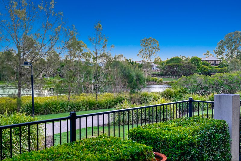 Photo - 6/50 Lakefield Drive, North Lakes QLD 4509 - Image 8