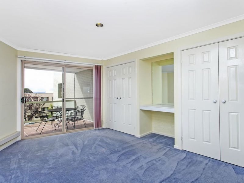 Photo - 6/50 Leahy Close, Narrabundah ACT 2604 - Image 4