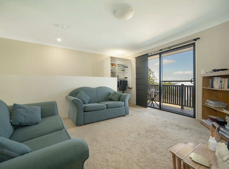 Photo - 6/51 Jellicoe Street, Mount Lofty QLD 4350 - Image 16