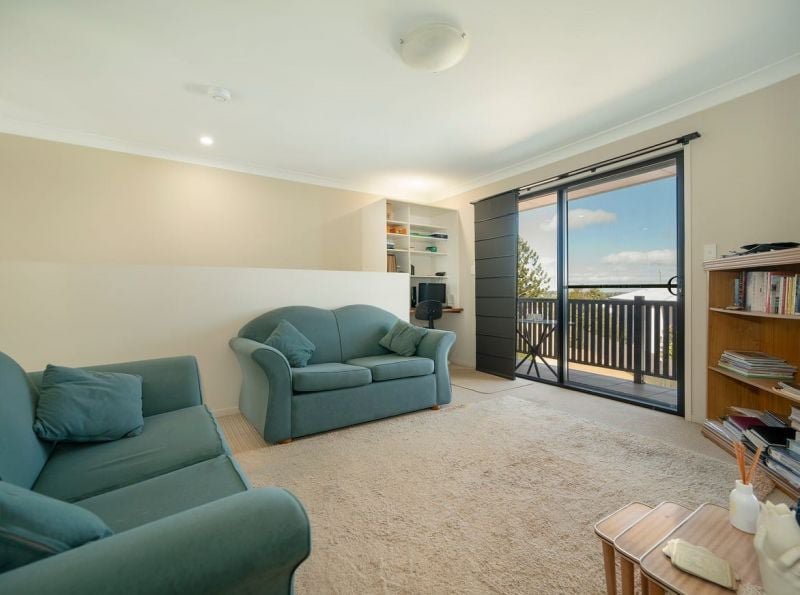 Photo - 6/51 Jellicoe Street, Mount Lofty QLD 4350 - Image 8