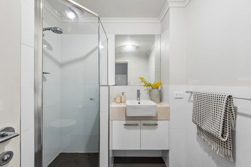 Photo - 6/51 Victoria Parade, Mawson Lakes SA 5095 - Image 8