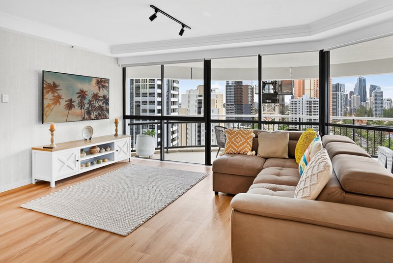 Photo - 65/15 Victoria Avenue, Broadbeach QLD 4218 - Image 8