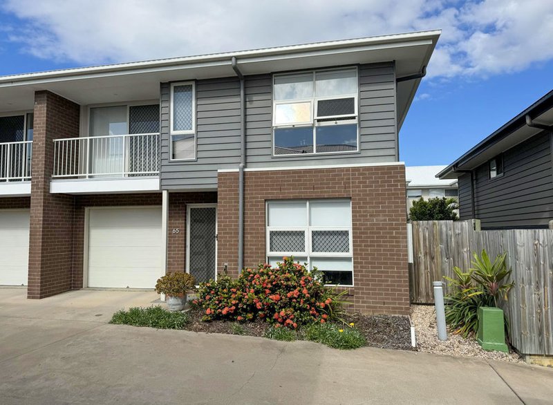 Photo - 65/15 Waratah Way, Morayfield QLD 4506 - Image 2