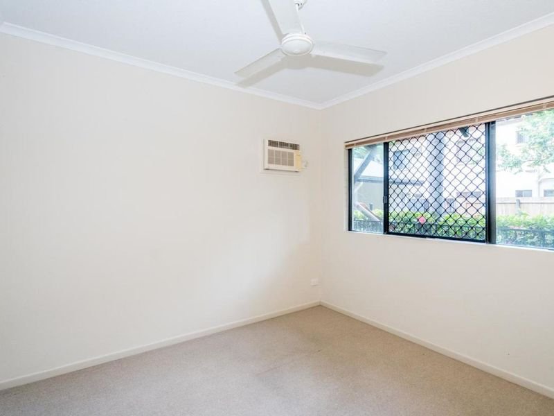 Photo - 6/516 Varley Street, Yorkeys Knob QLD 4878 - Image 6