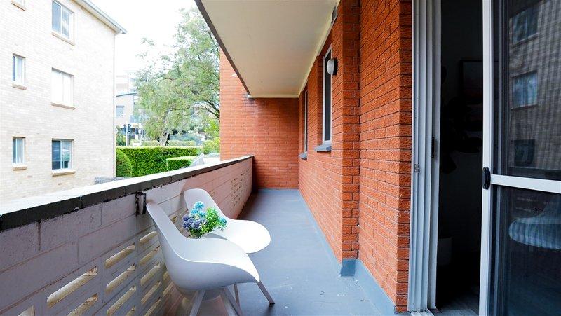 Photo - 6/52 Oaks Ave , Dee Why NSW 2099 - Image 2