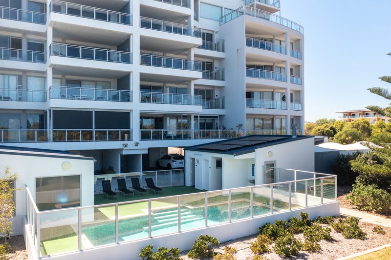 Photo - 6/52 Rollinson Road, North Coogee WA 6163 - Image 4