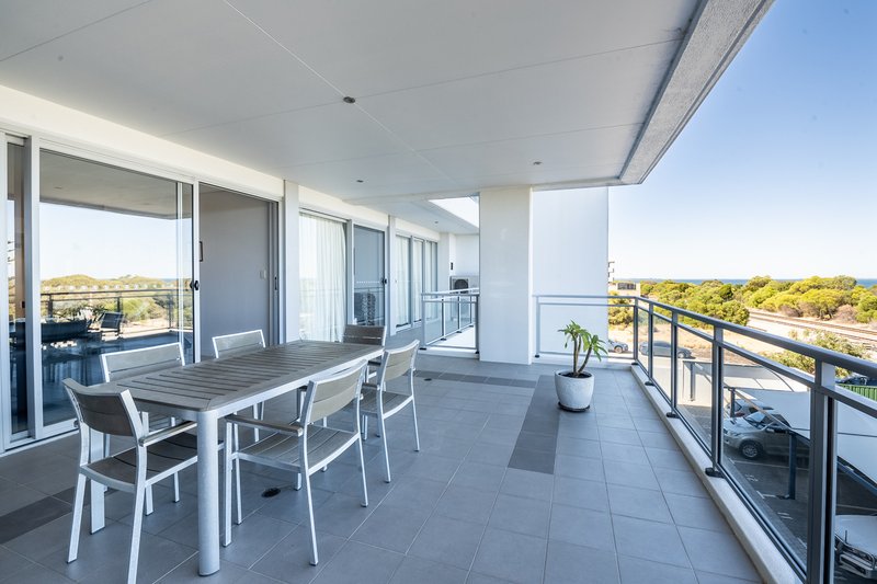 Photo - 6/52 Rollinson Road, North Coogee WA 6163 - Image 16