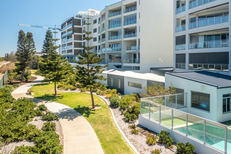 Photo - 6/52 Rollinson Road, North Coogee WA 6163 - Image 17