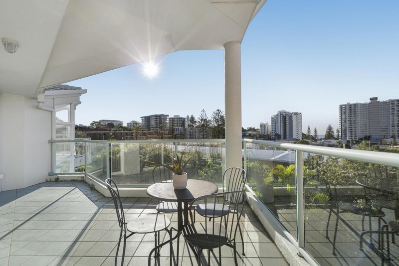 Photo - 6/54 Mclean Street, Coolangatta QLD 4225 - Image 4