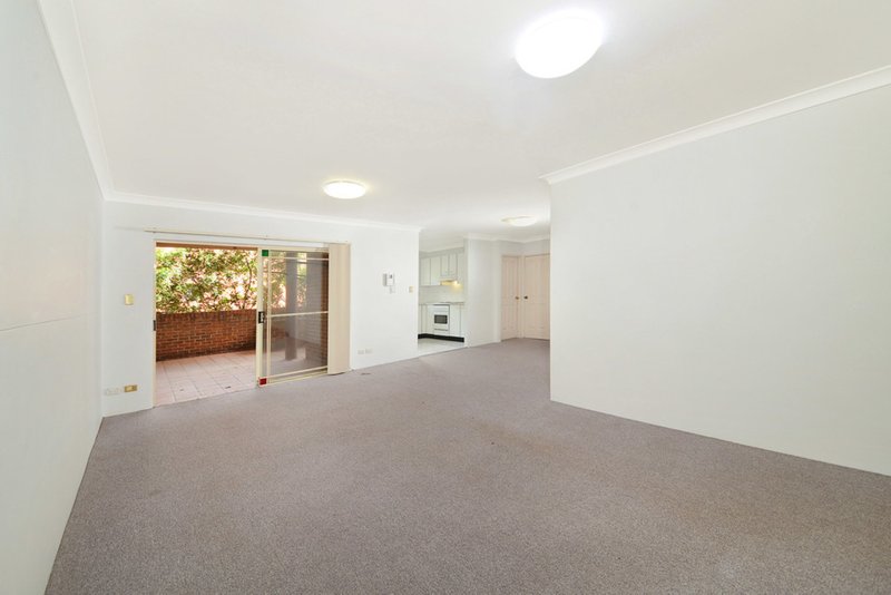 Photo - 6/54 Sir Joseph Banks Street, Bankstown NSW 2200 - Image 2