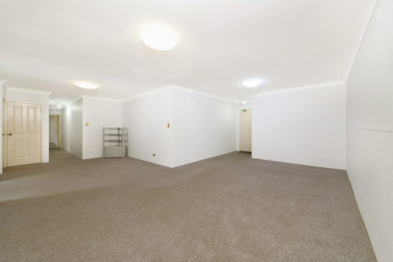 Photo - 6/54 Sir Joseph Banks Street, Bankstown NSW 2200 - Image 4