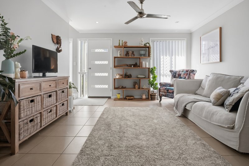 Photo - 6/55-57 Surman Street East , Birkdale QLD 4159 - Image 3