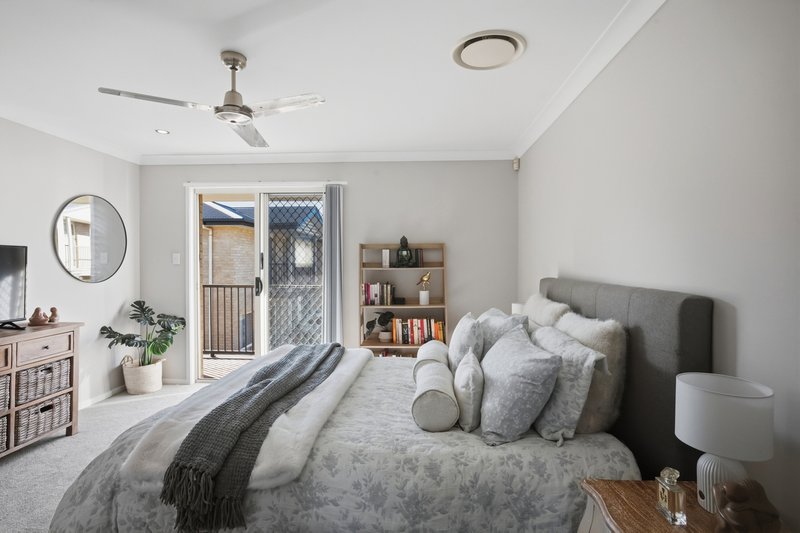 Photo - 6/55-57 Surman Street East , Birkdale QLD 4159 - Image 9