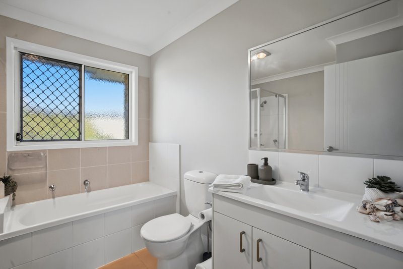 Photo - 6/55-57 Surman Street East , Birkdale QLD 4159 - Image 13