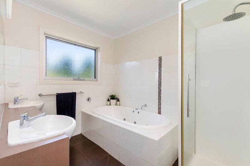 Photo - 655 Princes Highway, Heathmere VIC 3305 - Image 9