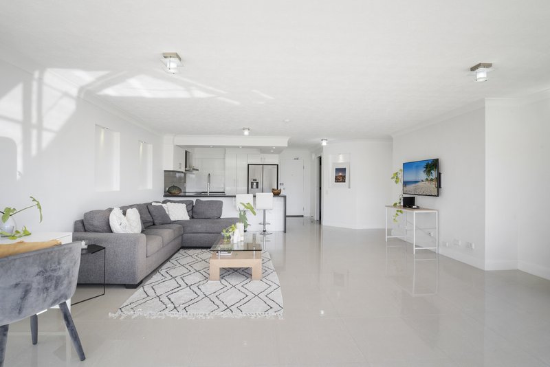 Photo - 6/56 Hooker Boulevard, Mermaid Waters QLD 4218 - Image 5