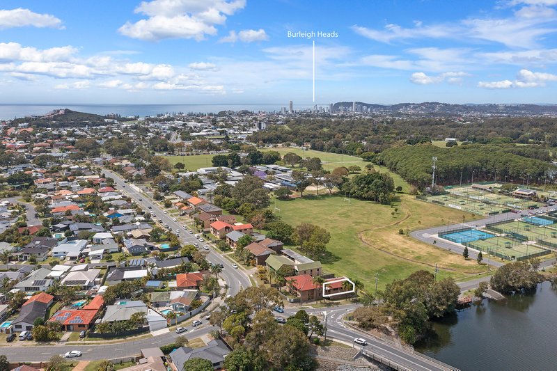 Photo - 6/56 Oceanic Drive, Mermaid Waters QLD 4218 - Image 5