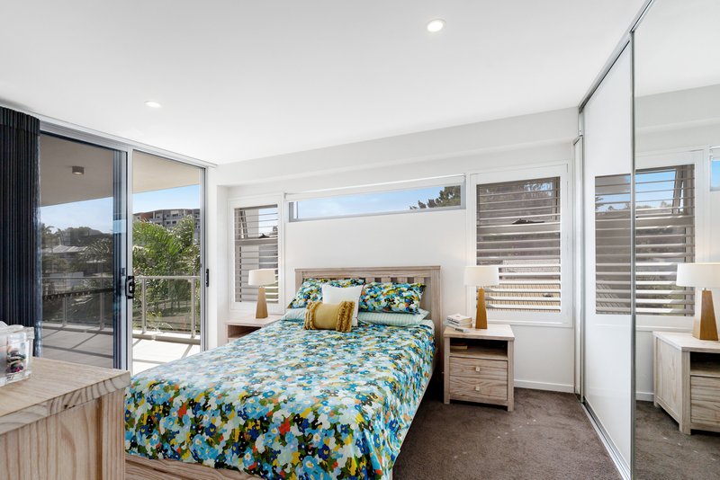 Photo - 6/56 Oxley Avenue, Woody Point QLD 4019 - Image 13