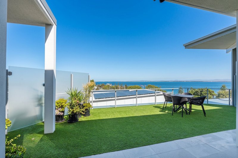 Photo - 6/56 Oxley Avenue, Woody Point QLD 4019 - Image 21