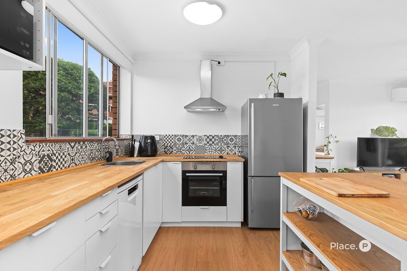 Photo - 6/56 Pembroke Road, Coorparoo QLD 4151 - Image 3