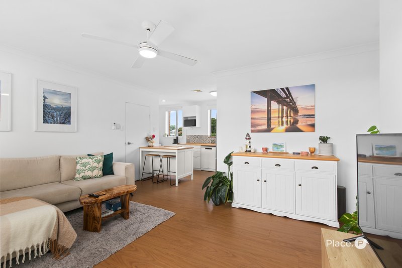 Photo - 6/56 Pembroke Road, Coorparoo QLD 4151 - Image 5