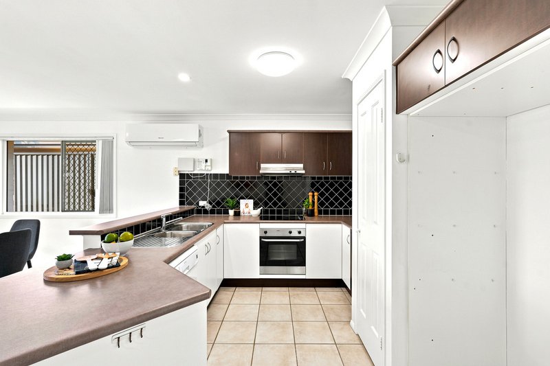 Photo - 65/66 Manchester Street, Eight Mile Plains QLD 4113 - Image 4