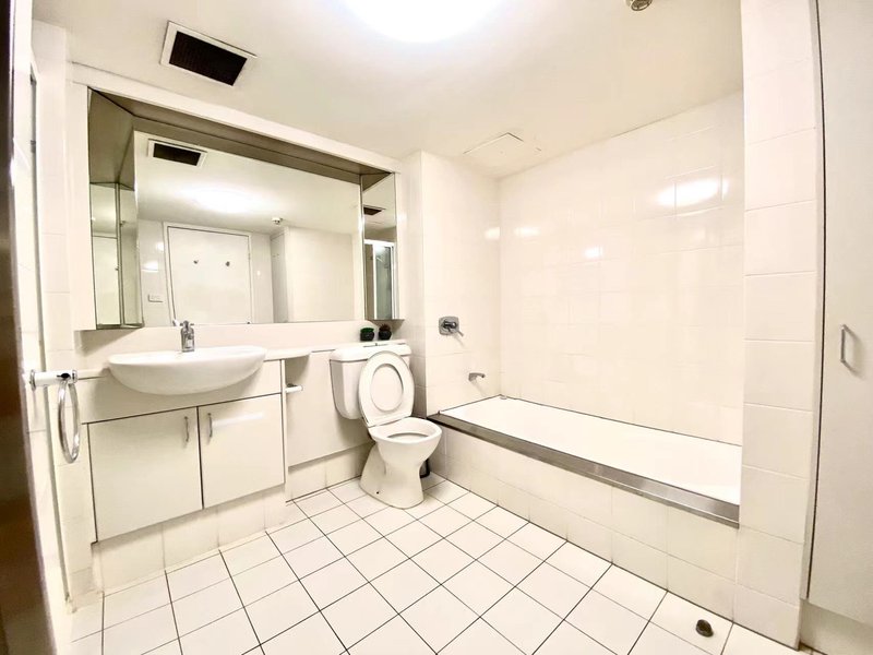 Photo - 6/57 Lambert Street, Kangaroo Point QLD 4169 - Image 6