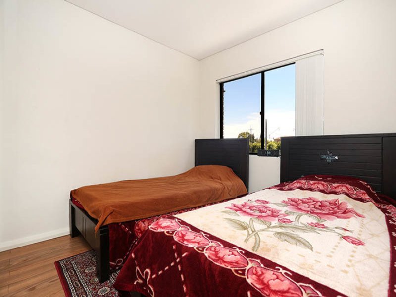 Photo - 6/5A Fairlight Avenue, Fairfield NSW 2165 - Image 3