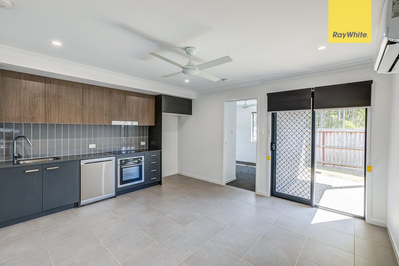 Photo - 65B Cavanagh Street, Logan Reserve QLD 4133 - Image 5