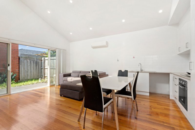 Photo - 6/6-8 Cherry Court, Lalor VIC 3075 - Image 3