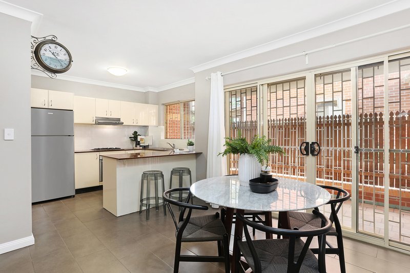 Photo - 6/6-8 Stanley Street, Burwood NSW 2134 - Image 3