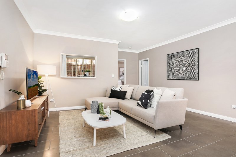 Photo - 6/6-8 Stanley Street, Burwood NSW 2134 - Image 5