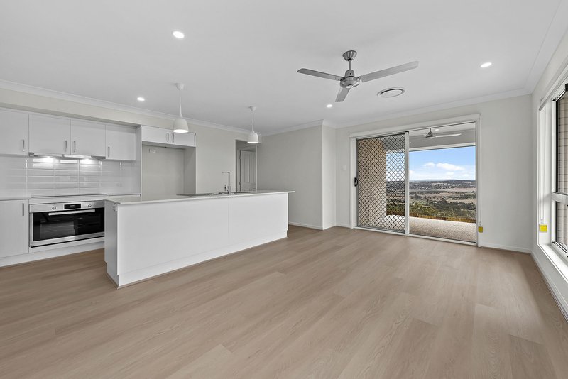 Photo - 66 Adelaide Street, Cranley QLD 4350 - Image 3