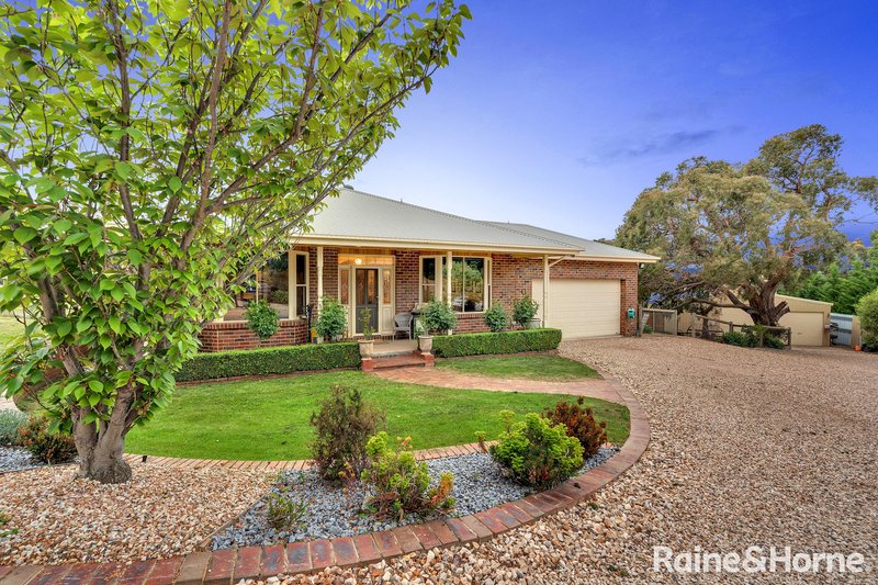 Photo - 66 Amess Road, Riddells Creek VIC 3431 - Image 2