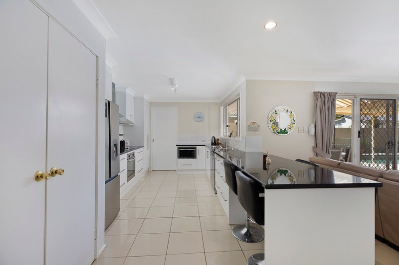 Photo - 66 Anniversary Avenue, Terrigal NSW 2260 - Image 3