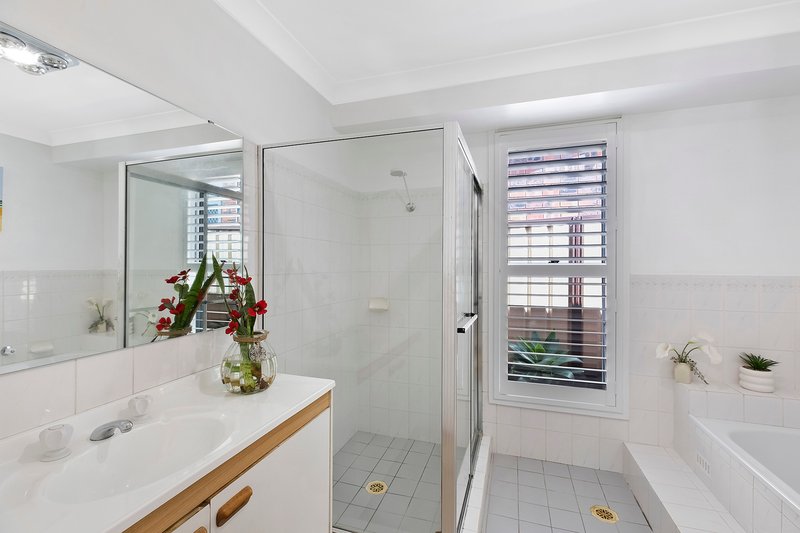 Photo - 66 Anniversary Avenue, Terrigal NSW 2260 - Image 12