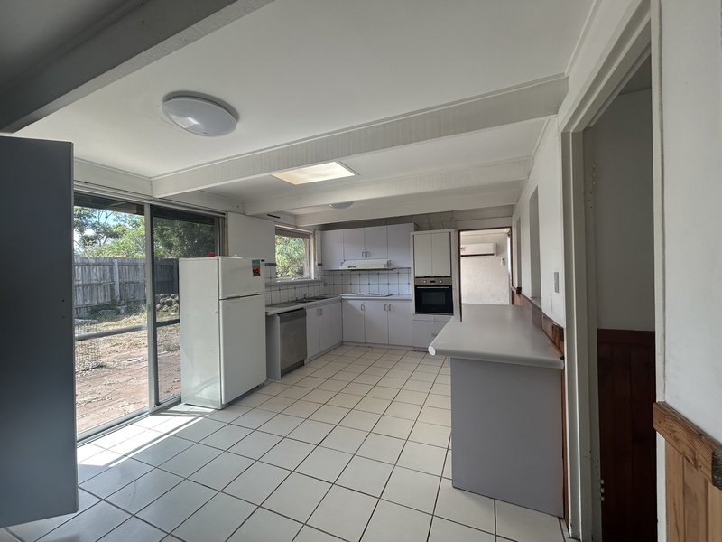 Photo - 66 Argyll Circuit, Melton West VIC 3337 - Image 3