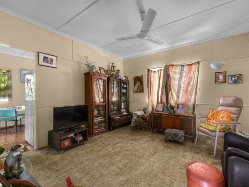 Photo - 66 Aveling Street, Wavell Heights QLD 4012 - Image 5