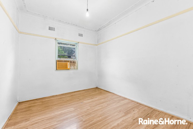 Photo - 66 Avoca Road, Canley Heights NSW 2166 - Image 9