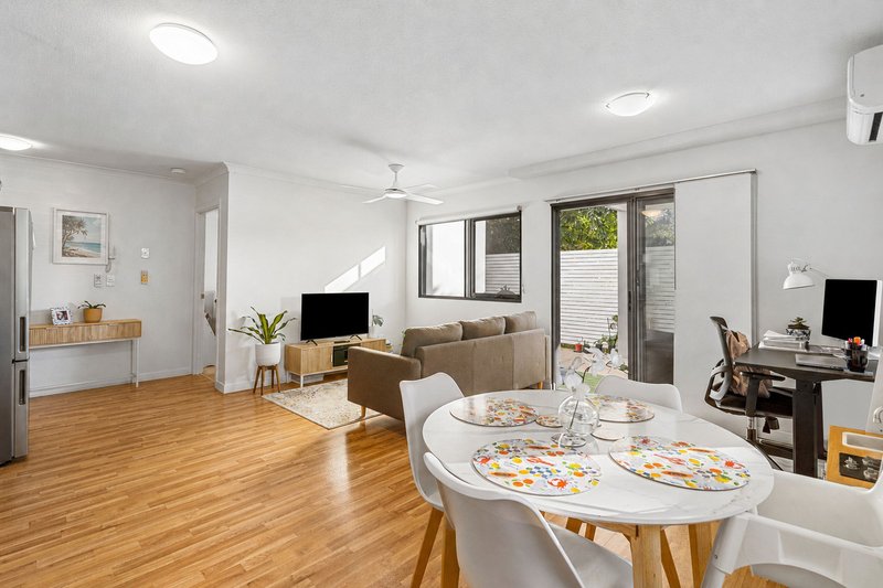 Photo - 6/6 Babarra Street, Stafford QLD 4053 - Image 1