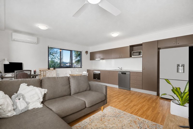 Photo - 6/6 Babarra Street, Stafford QLD 4053 - Image 3