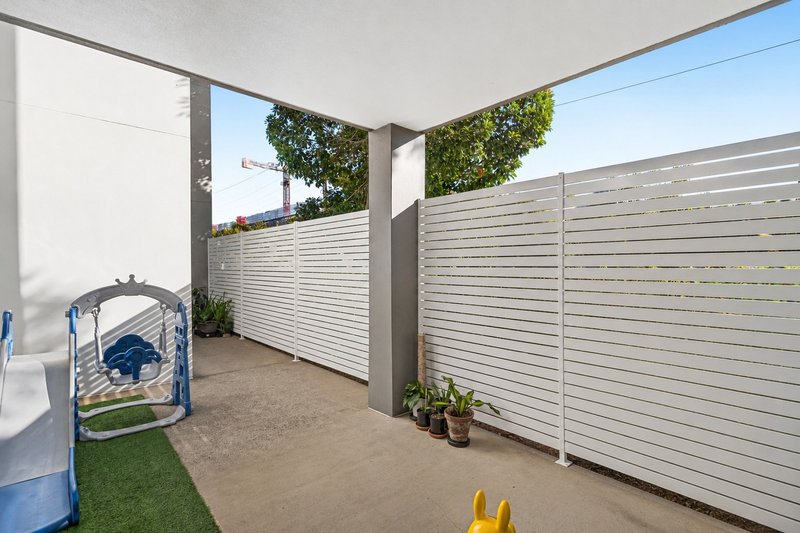 Photo - 6/6 Babarra Street, Stafford QLD 4053 - Image 11
