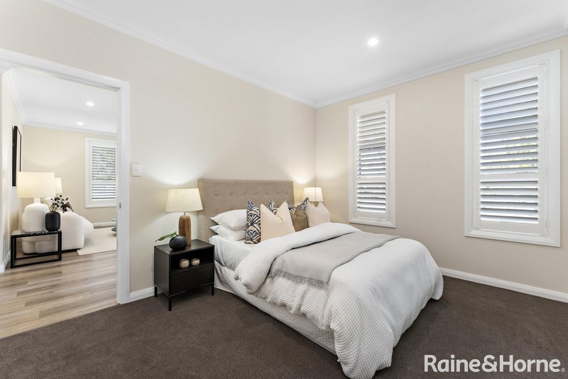 Photo - 66 Banksia Avenue, Engadine NSW 2233 - Image 5